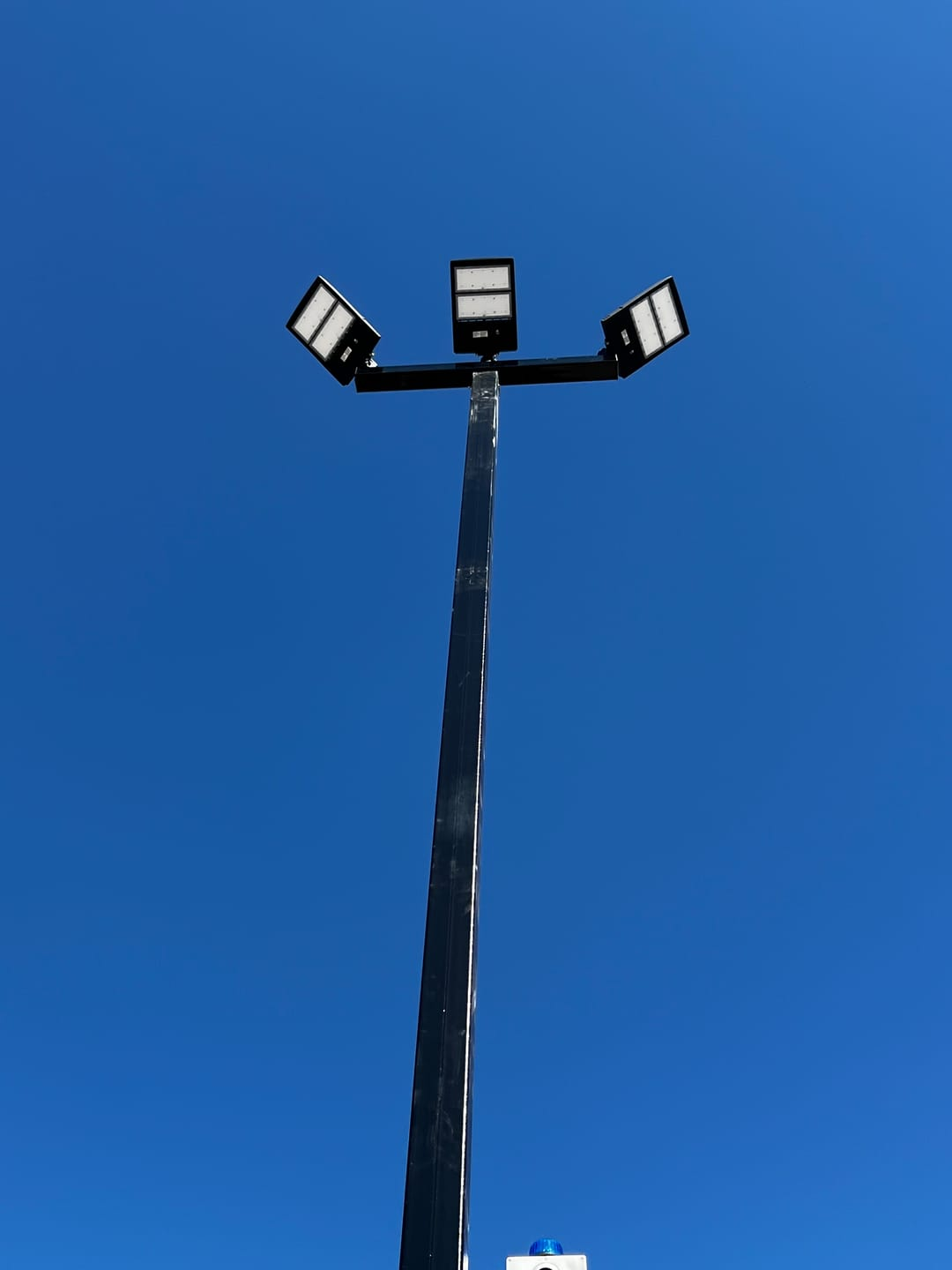 Commercial and Industrial Led light manufacturer and distributor in TX